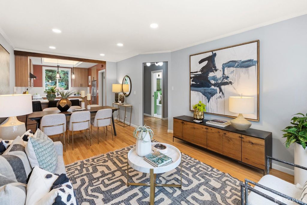 14 Aztec Street, San Francisco, CA 94110