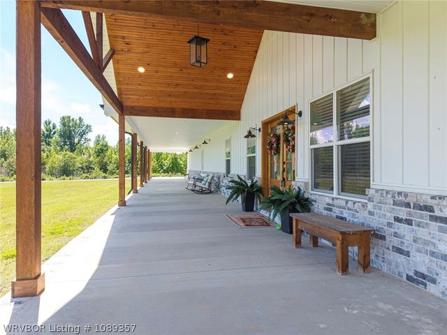 3200 Collum Lane West, Alma, AR 72921