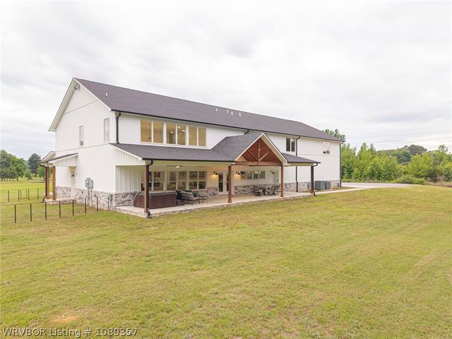 3200 Collum Lane West, Alma, AR 72921