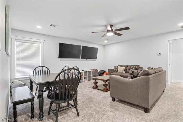 3200 Collum Lane West, Alma, AR 72921