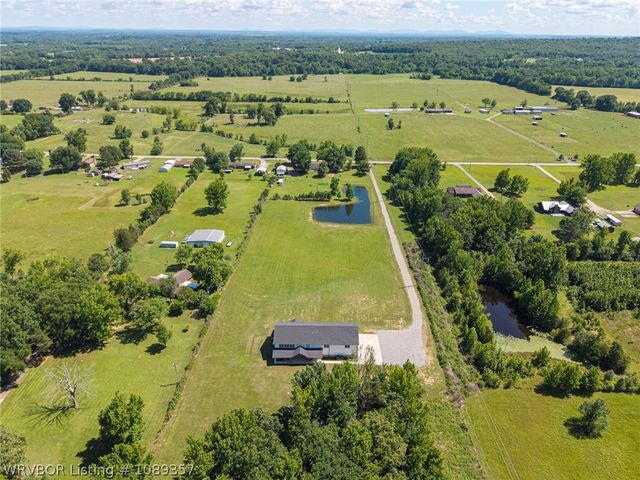 3200 Collum Lane West, Alma, AR 72921