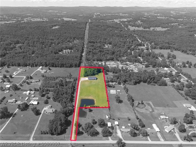 3200 Collum Lane West, Alma, AR 72921