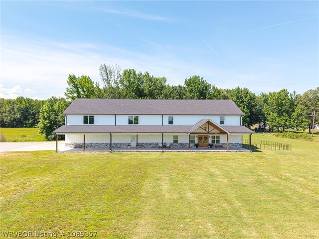 3200 Collum Lane West, Alma, AR 72921