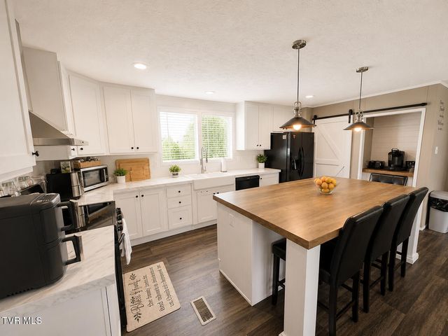 1135 Shipp Street, Kingsport, TN 37660