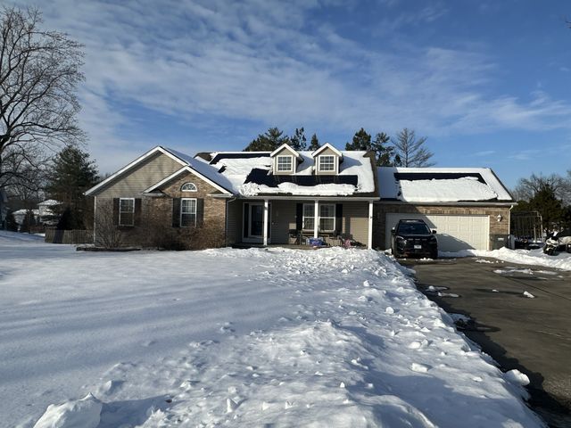 502 Canary Lane, Carterville, IL 62918