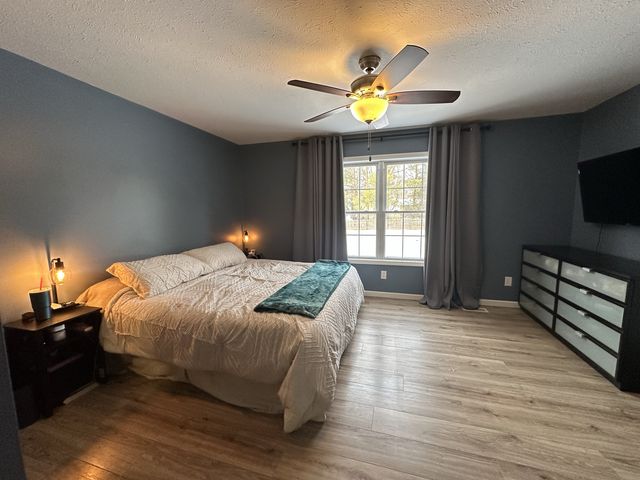 502 Canary Lane, Carterville, IL 62918