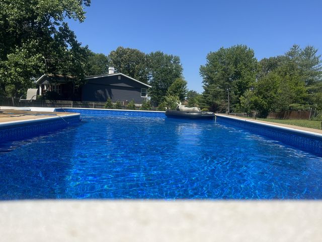 502 Canary Lane, Carterville, IL 62918