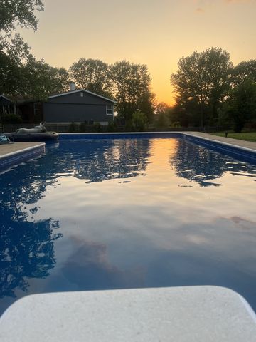 502 Canary Lane, Carterville, IL 62918