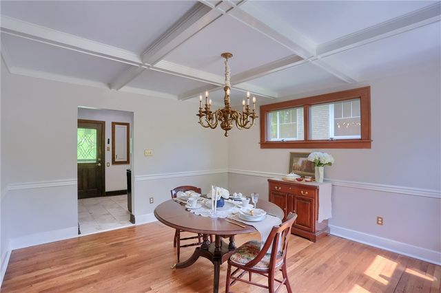 369 Orchard, Mt Lebanon, PA 15228