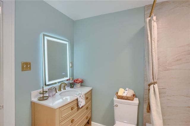 369 Orchard, Mt Lebanon, PA 15228