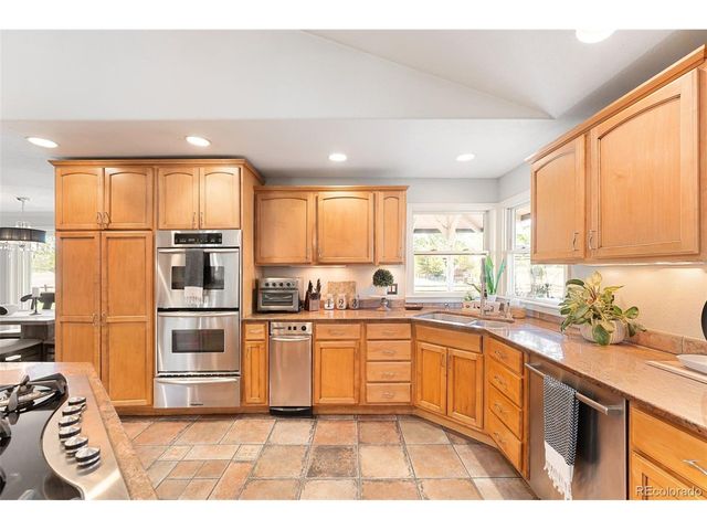 5825 Bellflower Dr, Littleton, CO 80123