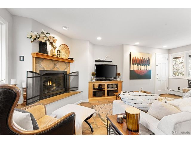 5825 Bellflower Dr, Littleton, CO 80123