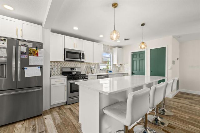 824 PARK MANOR DRIVE, Orlando, FL 32825