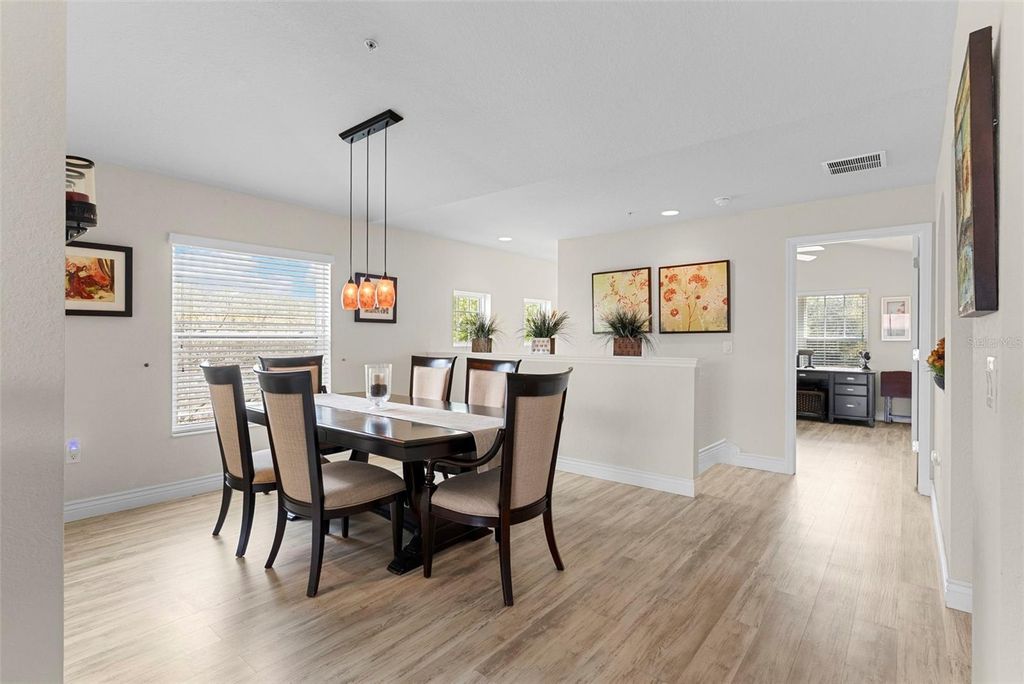 Image 13 of property listing at 1220 ROMANI AVENUE, Davenport, FL 33896