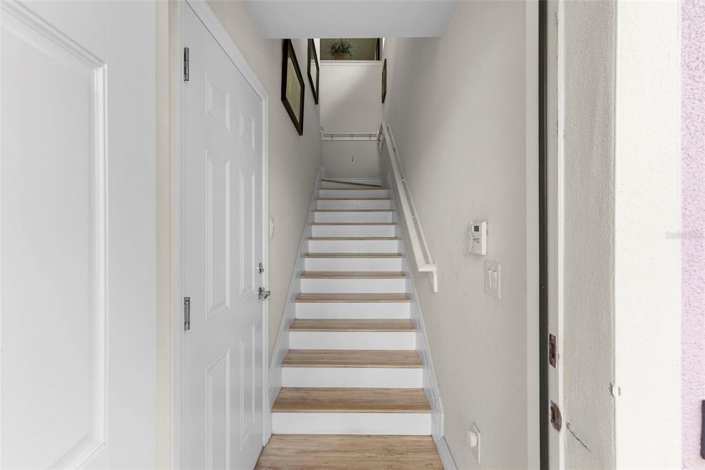 Image 4 of property listing at 1220 ROMANI AVENUE, Davenport, FL 33896