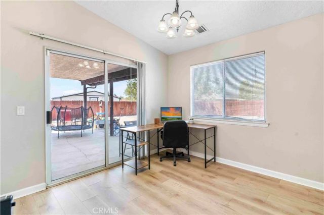 15189 Tonikan, Apple Valley, CA 92307