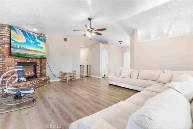 15189 Tonikan, Apple Valley, CA 92307