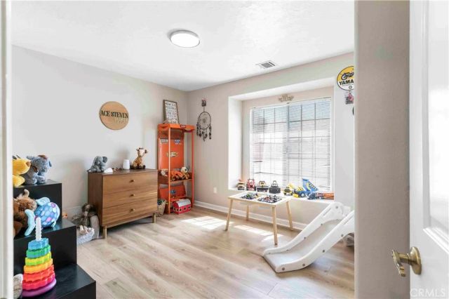 15189 Tonikan, Apple Valley, CA 92307