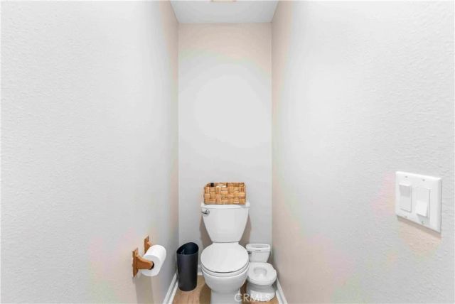 15189 Tonikan, Apple Valley, CA 92307