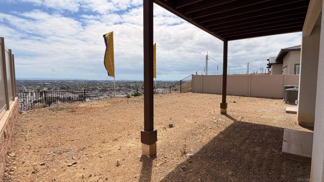 7795 La Mesa Summit Dr, La Mesa, CA 91941