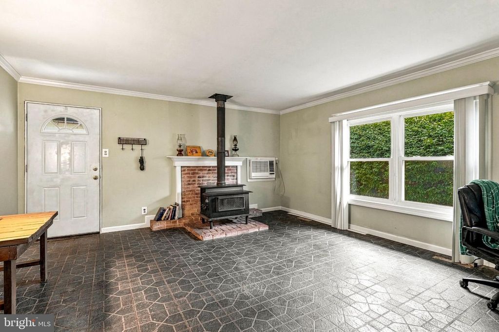 265 WYANDOTTE RD, Fairless Hills, PA 19030 — photo 5