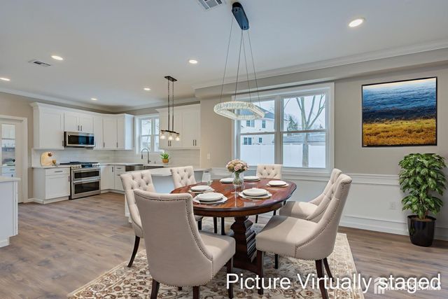 7 Vale Street, Edison, NJ 08817