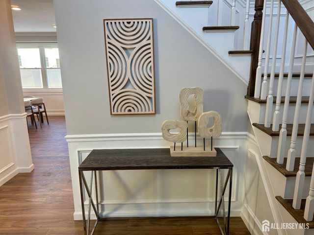 7 Vale Street, Edison, NJ 08817