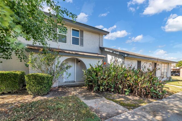 1831 Country Village Boulevard, Humble, TX 77338