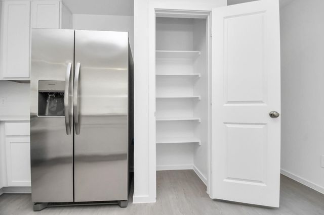 22760 Hackberry Leaf Drive, New Caney, TX 77357