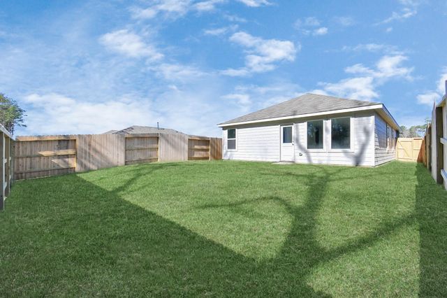 22760 Hackberry Leaf Drive, New Caney, TX 77357