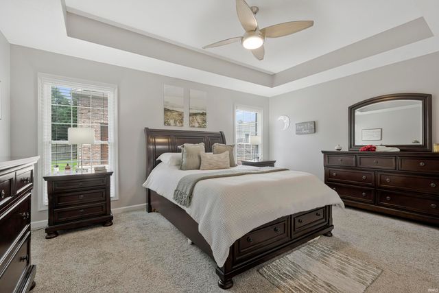 7781 Saint Jordan Circle, Newburgh, IN 47630