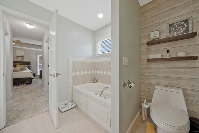 7781 Saint Jordan Circle, Newburgh, IN 47630