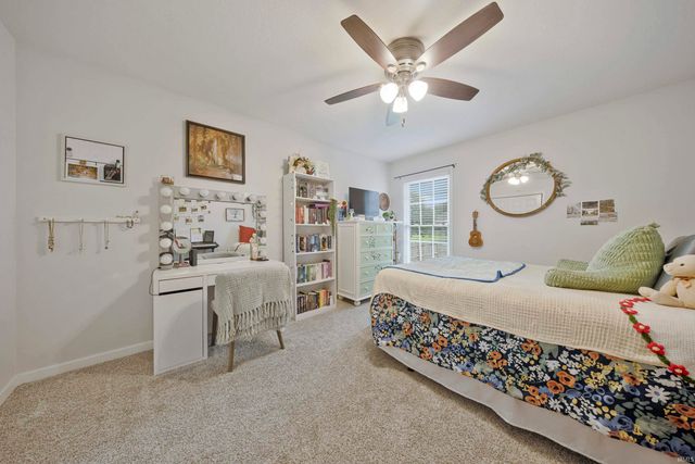 7781 Saint Jordan Circle, Newburgh, IN 47630