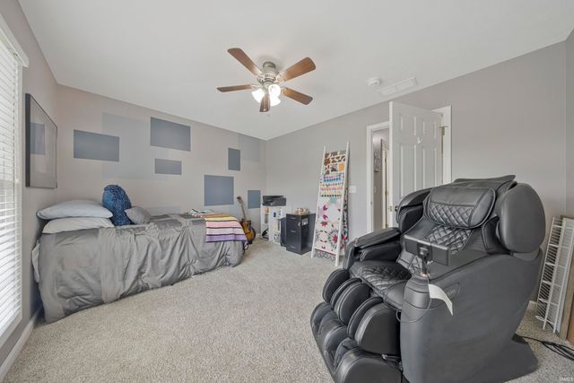 7781 Saint Jordan Circle, Newburgh, IN 47630