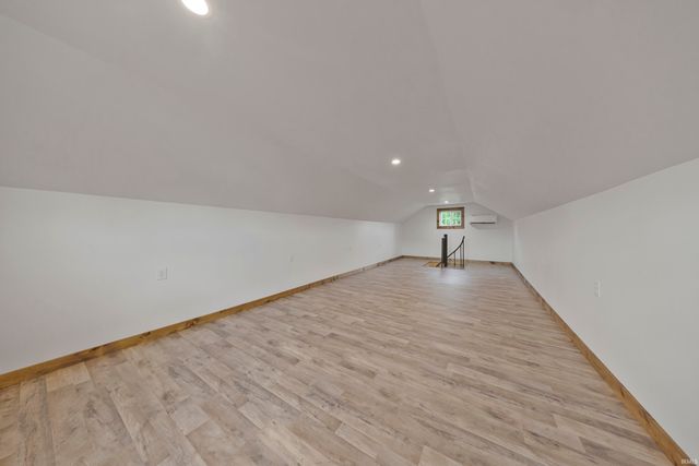 7781 Saint Jordan Circle, Newburgh, IN 47630