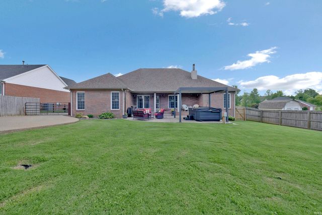 7781 Saint Jordan Circle, Newburgh, IN 47630