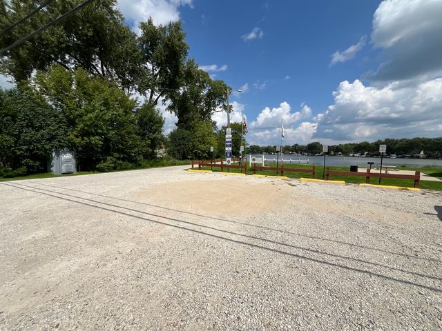 1104 Jasper Drive, Mchenry, IL 60051