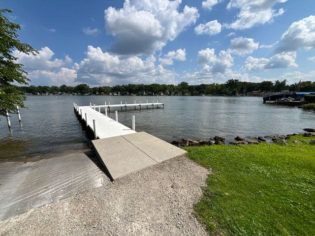 1104 Jasper Drive, Mchenry, IL 60051