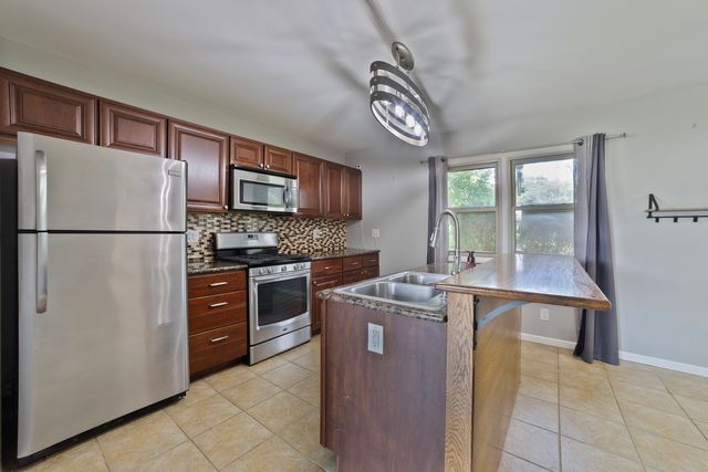 1104 Jasper Drive, Mchenry, IL 60051