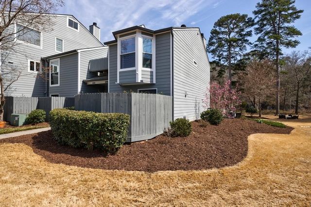 1011 Riverbend Club Drive, Atlanta, GA 30339