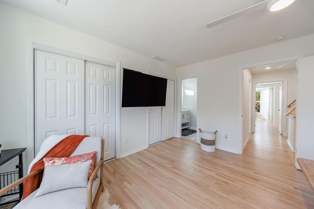 1011 Riverbend Club Drive, Atlanta, GA 30339