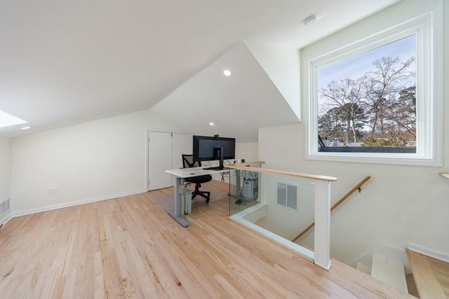 1011 Riverbend Club Drive, Atlanta, GA 30339