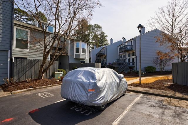 1011 Riverbend Club Drive, Atlanta, GA 30339