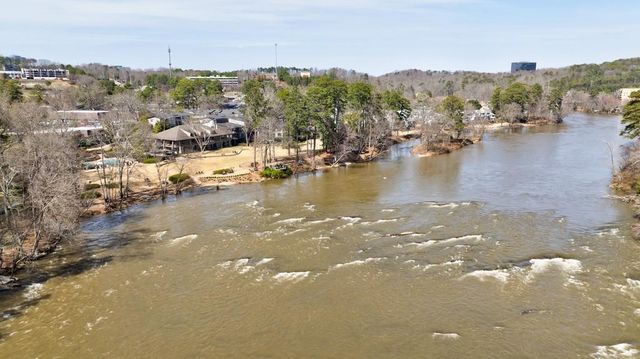 1011 Riverbend Club Drive, Atlanta, GA 30339