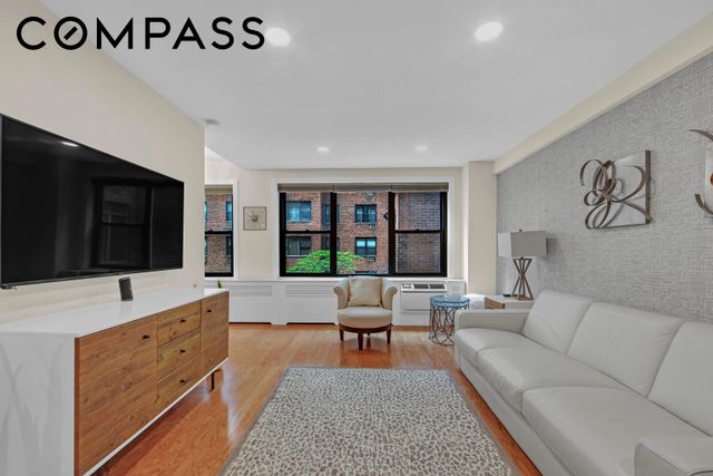 2 Tudor City Pl Apt 1NS, New York City, NY 10017