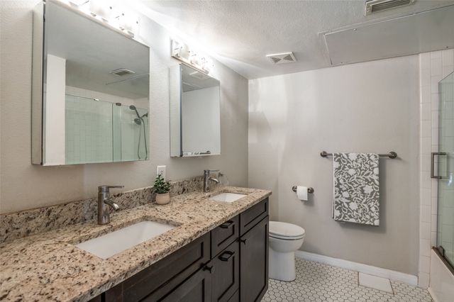 14800 Enterprise Drive 5D, Farmers Branch, TX 75234