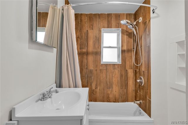 29 Lord Street, Buffalo, NY 14210