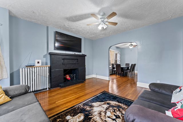 5037 W West End Avenue, Chicago, IL 60644