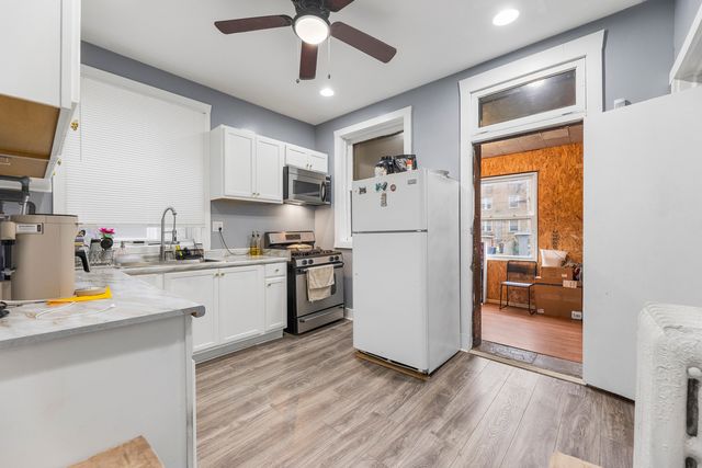 5037 W West End Avenue, Chicago, IL 60644