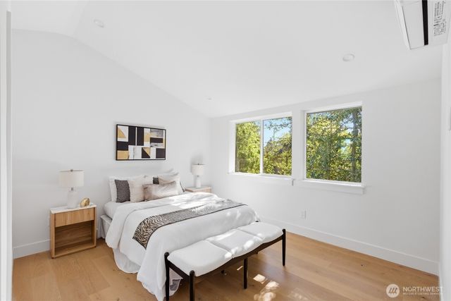 11731 Durland Avenue NE, Seattle, WA 98125